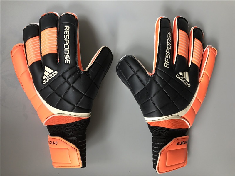 AAA Quality AD Soccer Glove - 09