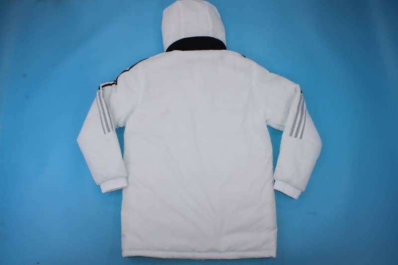 Thailand Quality(AAA) 2022 Manchester United White Soccer Cotton Coat