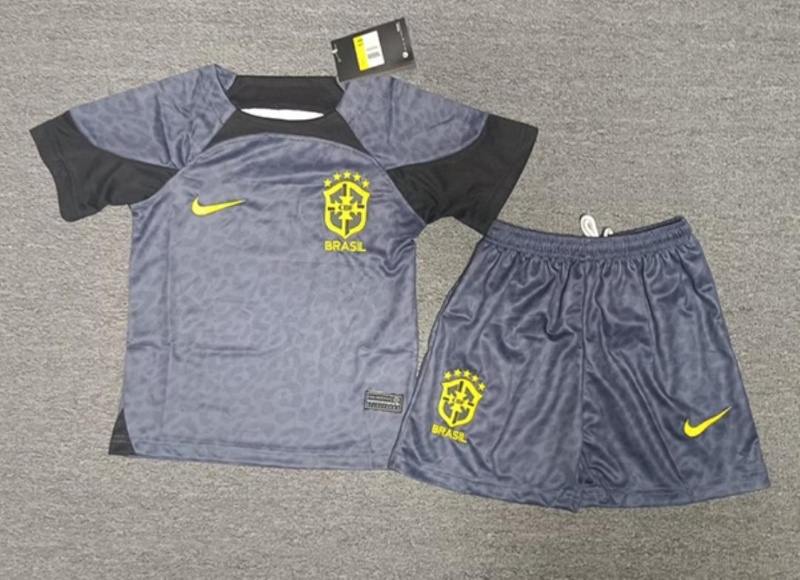 2022 Brazil Goalkeeper Grey Kids Soccer Jersey And Shorts