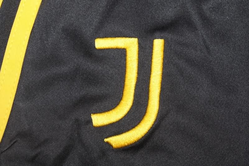 Thailand Quality(AAA) 23/24 Juventus Home Soccer Shorts