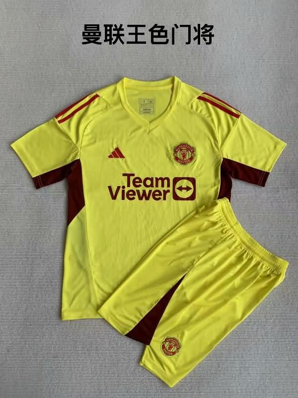 23/24 Manchester United Goalkeeper Yellow Soccer Jersey