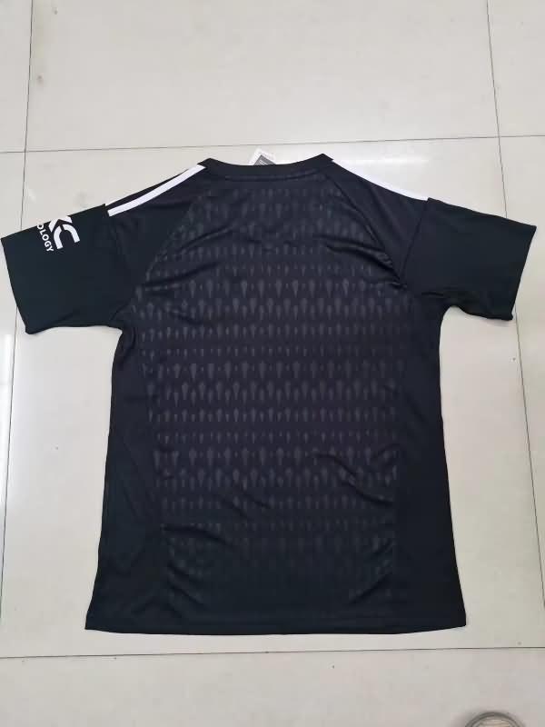 Thailand Quality(AAA) 23/24 Manchester United Goalkeeper Black Soccer Jersey