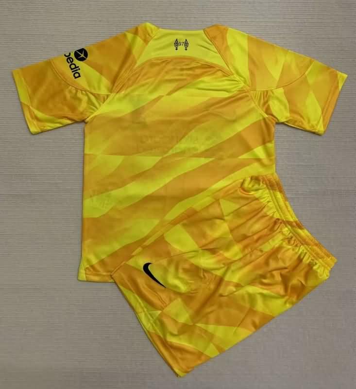 23/24 Liverpool Goalkeeper Yellow Kids Soccer Jersey And Shorts