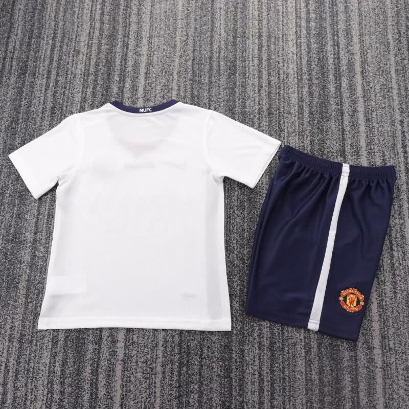 2008/09 Manchester United Away Final Kids Soccer Jersey And Shorts