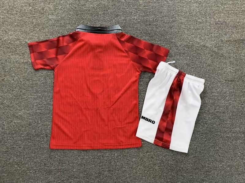1996/98 Manchester United Home Kids Soccer Jersey And Shorts