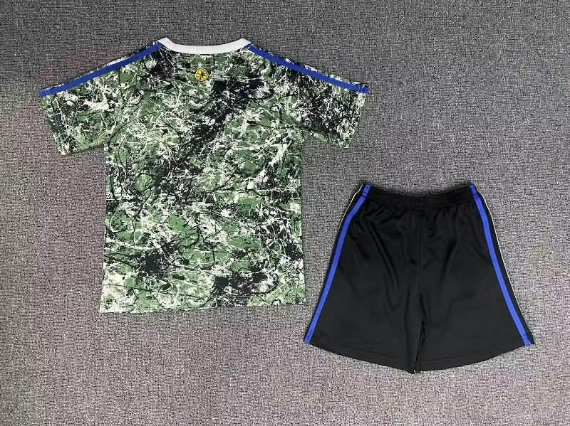 23/24 Manchester United Special Kids Soccer Jersey And Shorts