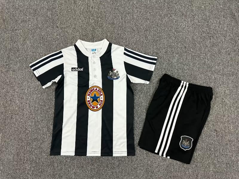 1995/97 Newcastle United Home Kids Soccer Jersey And Shorts