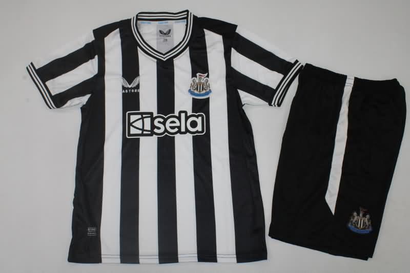 23/24 Newcastle United Home Kids Soccer Jersey And Shorts