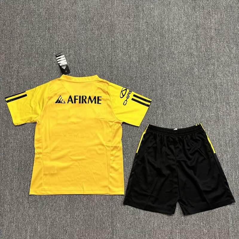 23/24 Tigres UANL Training Kids Soccer Jersey And Shorts 02