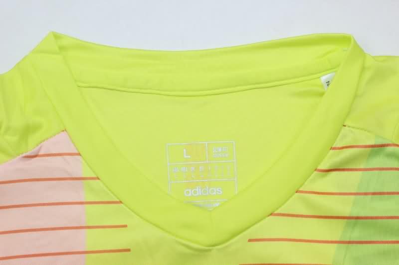 Thailand Quality(AAA) 24/25 Bayern Munich Goalkeeper Green Soccer Jersey