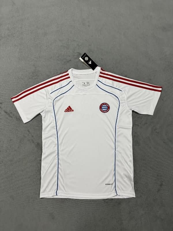 Thailand Quality(AAA) 24/25 Bayern Munich Training Soccer Jersey 05