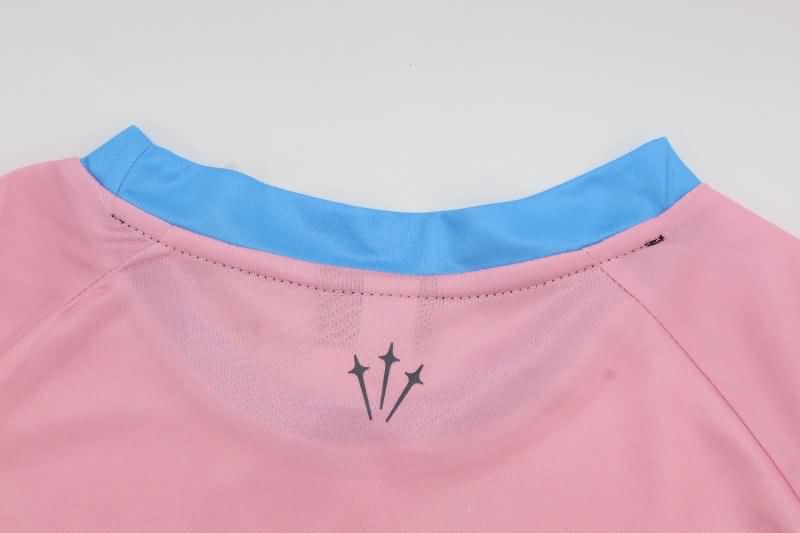 Thailand Quality(AAA) 24/25 Venezia Goalkeeper Pink Soccer Jersey
