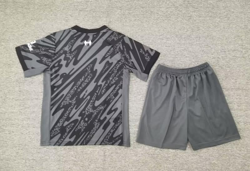 24/25 Liverpool Goalkeeper Grey Kids Soccer Jersey And Shorts Leaked