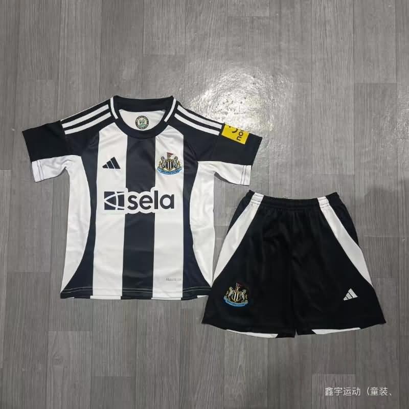 24/25 Newcastle United Home Kids Soccer Jersey And Shorts Leaked