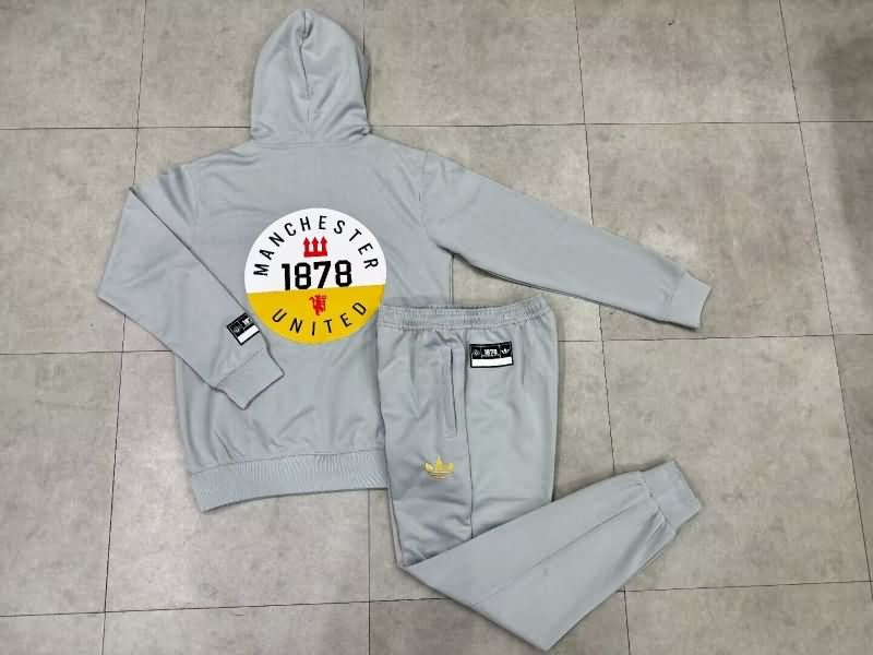 Thailand Quality(AAA) 24/25 Manchester United Grey Soccer Tracksuit 02