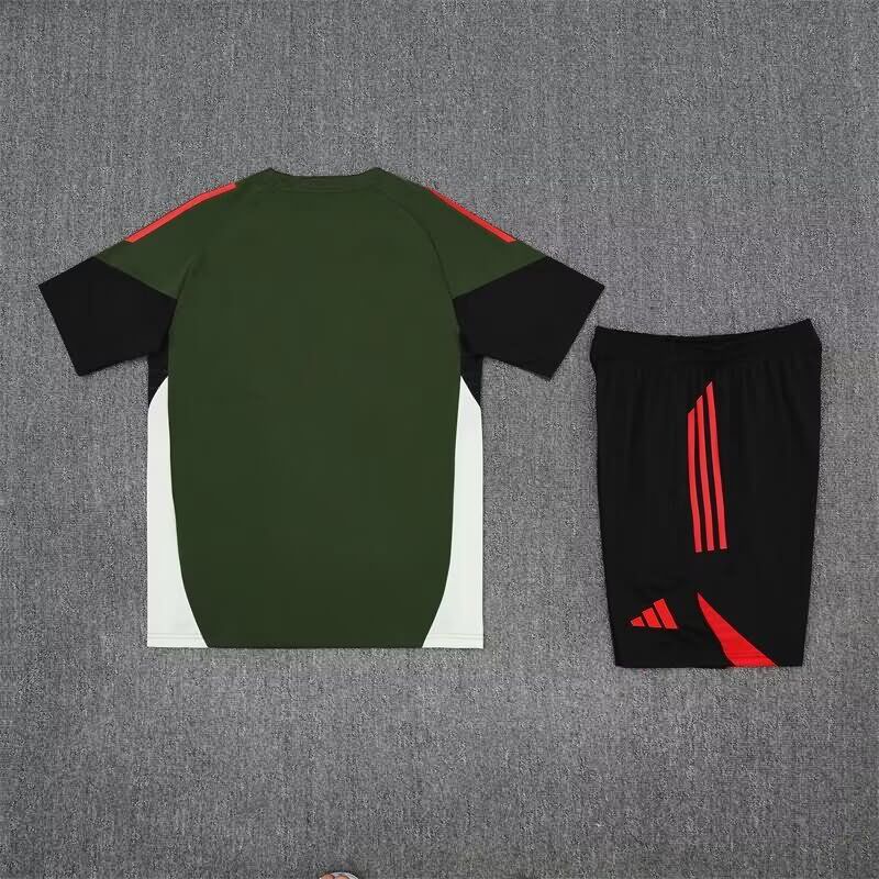 Thailand Quality(AAA) 24/25 Bayern Munich Dark Green Soccer Training Sets