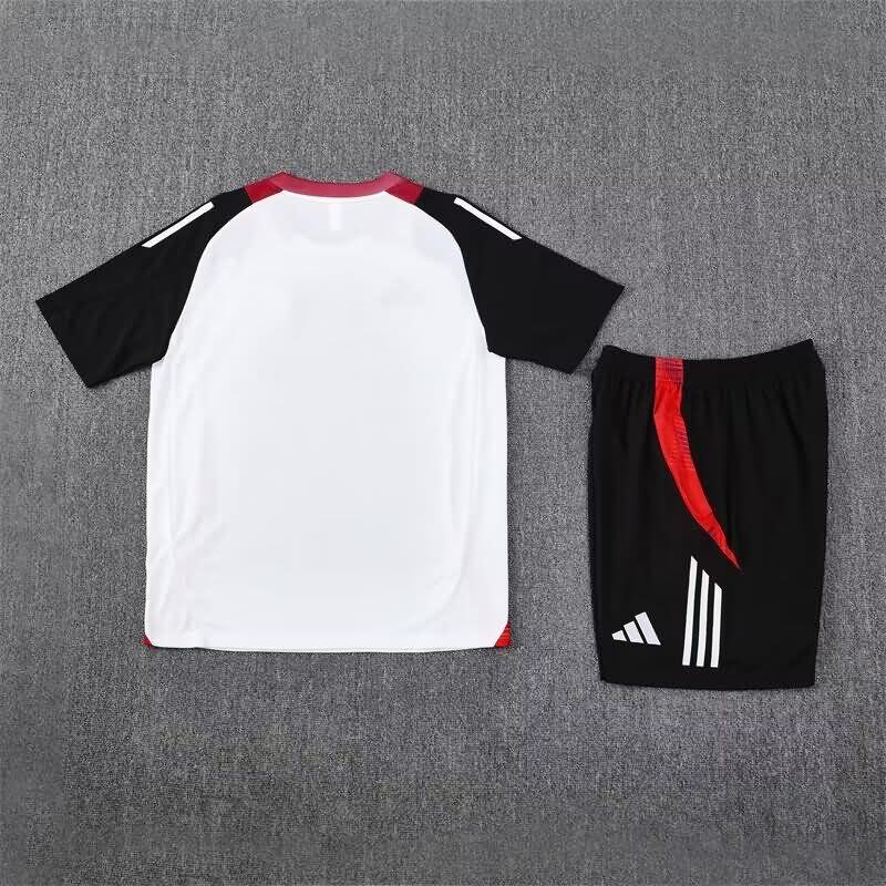 Thailand Quality(AAA) 24/25 Manchester United White Soccer Training Sets