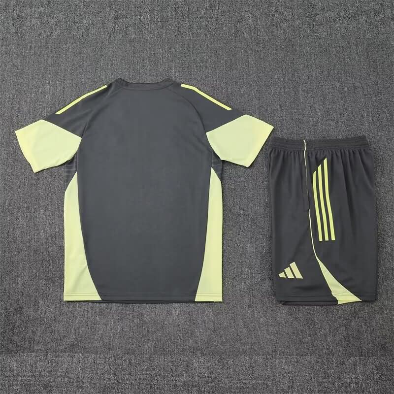 Thailand Quality(AAA) 24/25 Real Madrid Grey Soccer Training Sets 02