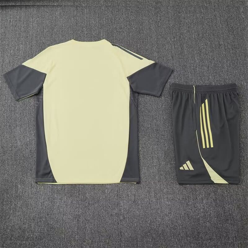 Thailand Quality(AAA) 24/25 Real Madrid Yellow Soccer Training Sets