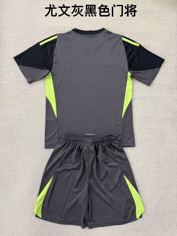 25/26 Juventus Goalkeeper Black Soccer Jersey