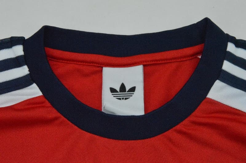 Thailand Quality(AAA) 25/26 Arsenal Red Soccer Jersey 02