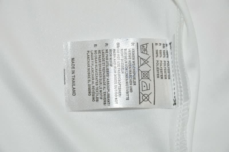 Thailand Quality(AAA) 25/26 Augsburg Home Soccer Jersey