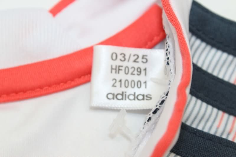 Thailand Quality(AAA) 25/26 Bayern Munich Away Soccer Jersey