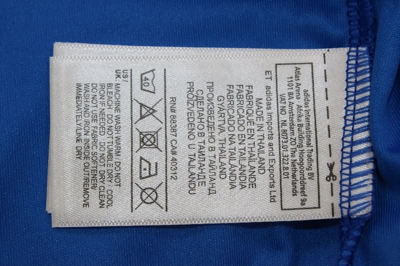 Thailand Quality(AAA) 2025 Boca Juniors Training Soccer Jersey 02