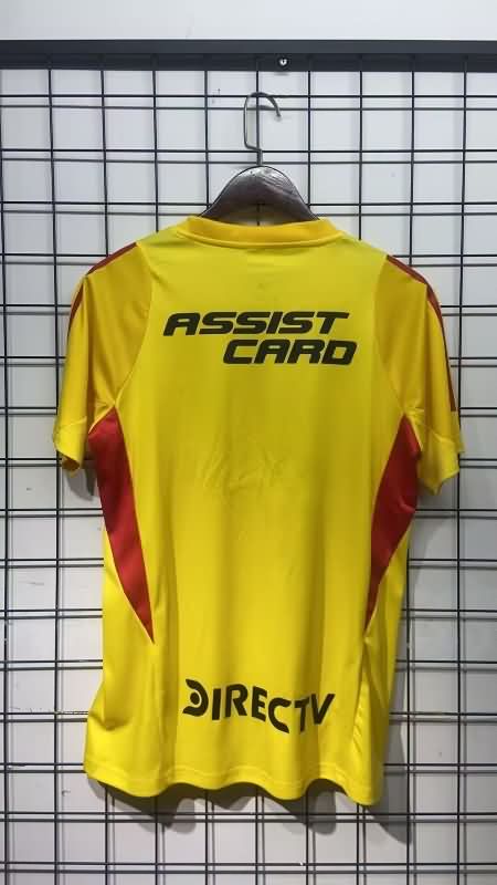 Thailand Quality(AAA) 2025 Colo Colo Goalkeeper Yellow Soccer Jersey