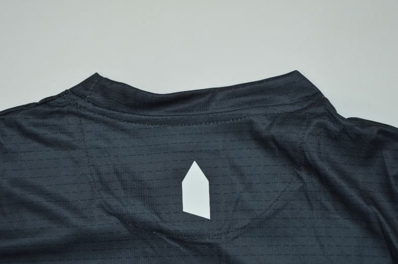 Thailand Quality(AAA) 25/26 Everton Goalkeeper Grey Soccer Jersey