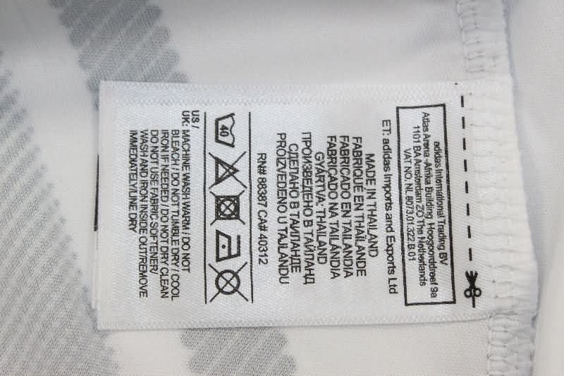 Thailand Quality(AAA) 25/26 Juventus Home Soccer Jersey