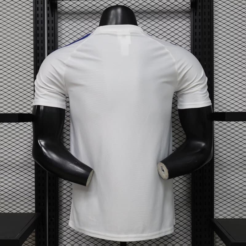 Thailand Quality(AAA) 25/26 Leeds United White Soccer Jersey