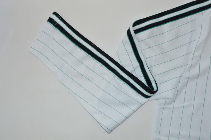 Thailand Quality(AAA) 25/26 Liverpool White Long Sleeve Soccer Jersey