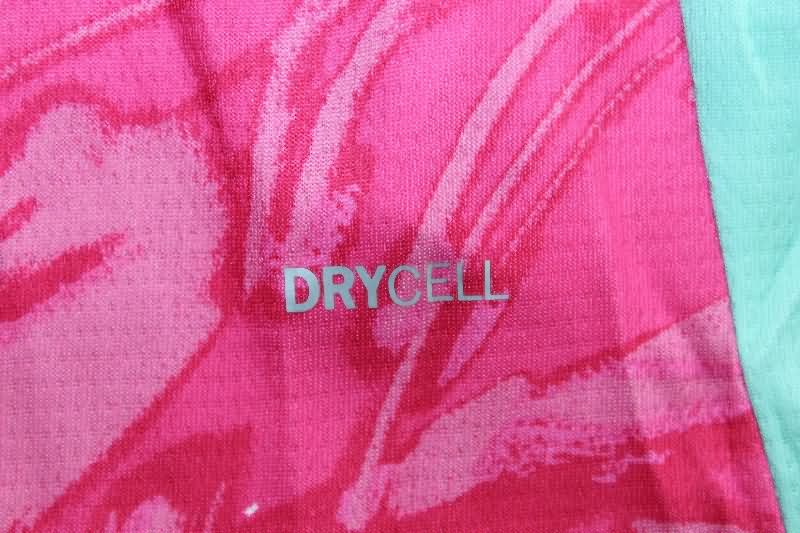 Thailand Quality(AAA) 25/26 Manchester City Goalkeeper Pink Soccer Jersey