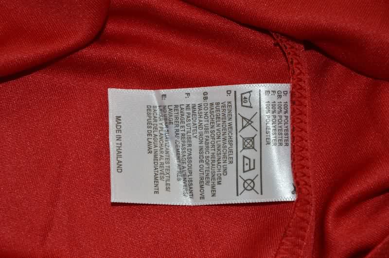 Thailand Quality(AAA) 25/26 Manchester United Home Women Soccer Jersey