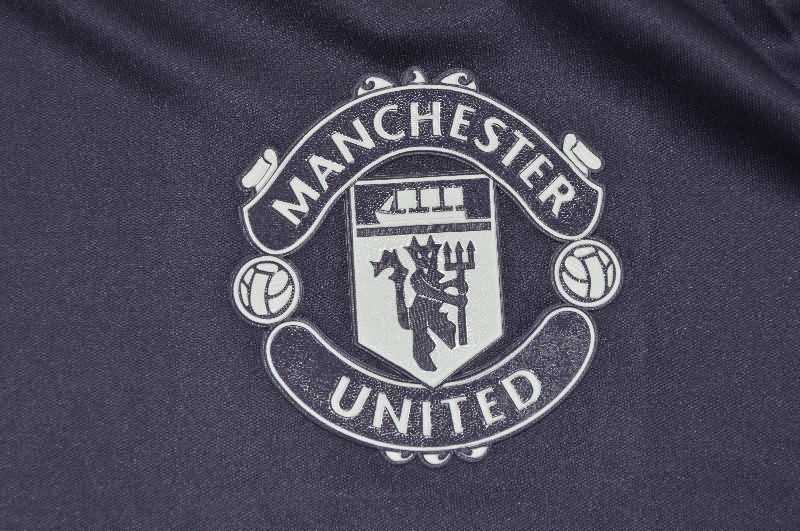 Thailand Quality(AAA) 25/26 Manchester United Training Soccer Jersey 02