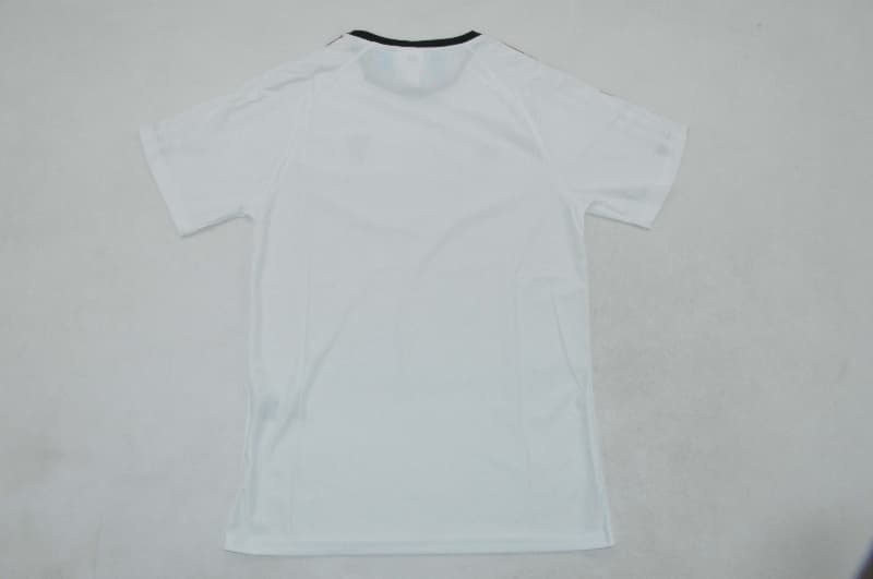Thailand Quality(AAA) 25/26 Manchester United White Soccer Jersey
