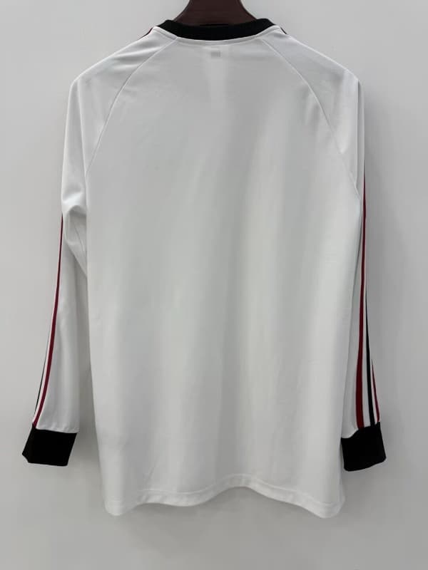 Thailand Quality(AAA) 25/26 Manchester United White Long Sleeve Soccer Jersey