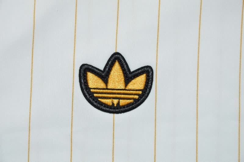 Thailand Quality(AAA) 25/26 Manchester United White Soccer Jersey(Player)