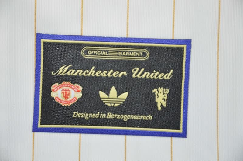 Thailand Quality(AAA) 25/26 Manchester United White Soccer Jersey(Player)
