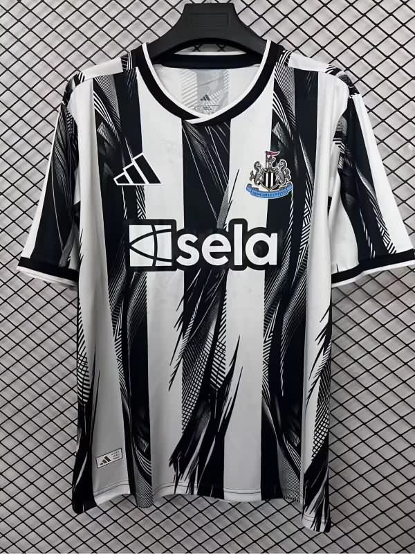Thailand Quality(AAA) 25/26 Newcastle United Special Soccer Jersey