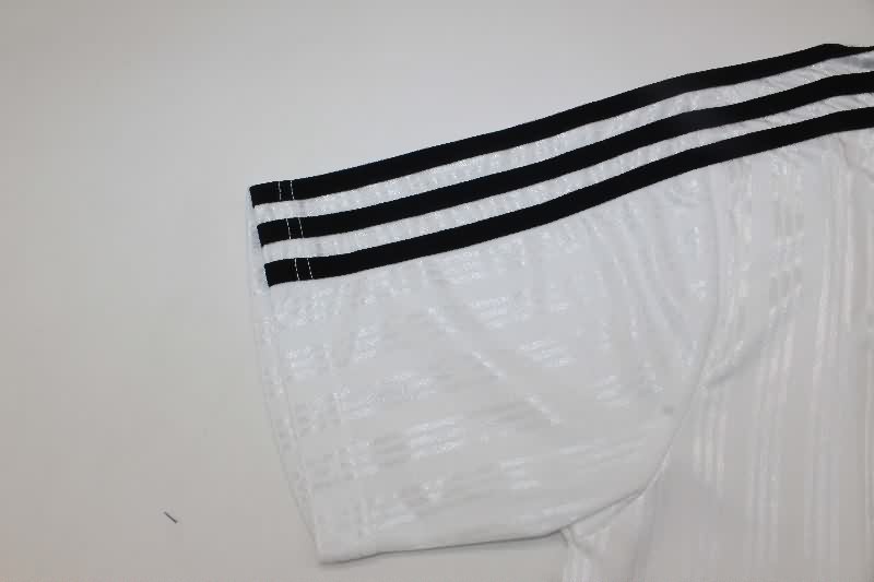 Thailand Quality(AAA) 2025 Oasis White Soccer Jersey