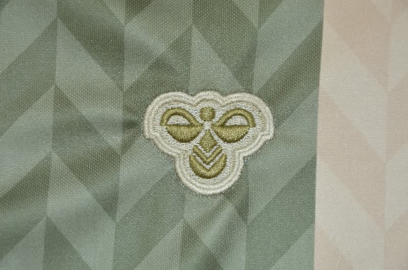 Thailand Quality(AAA) 25/26 Real Betis Training Soccer Jersey 03