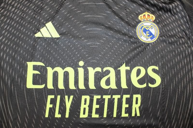 Thailand Quality(AAA) 25/26 Real Madrid Goalkeeper Black Soccer Jersey