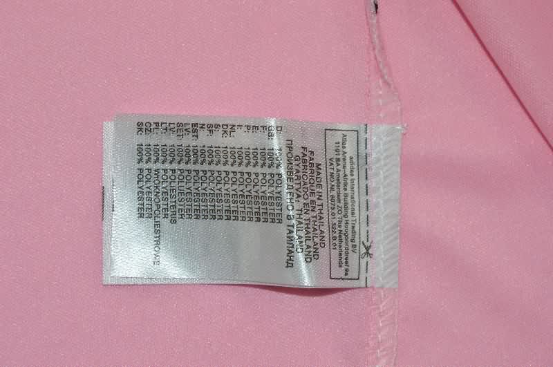 Thailand Quality(AAA) 25/26 Real Madrid Goalkeeper Pink Soccer Jersey