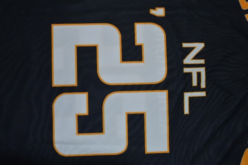 Thailand Quality(AAA) 25/26 Real Madrid Dark Blue NFL Jersey