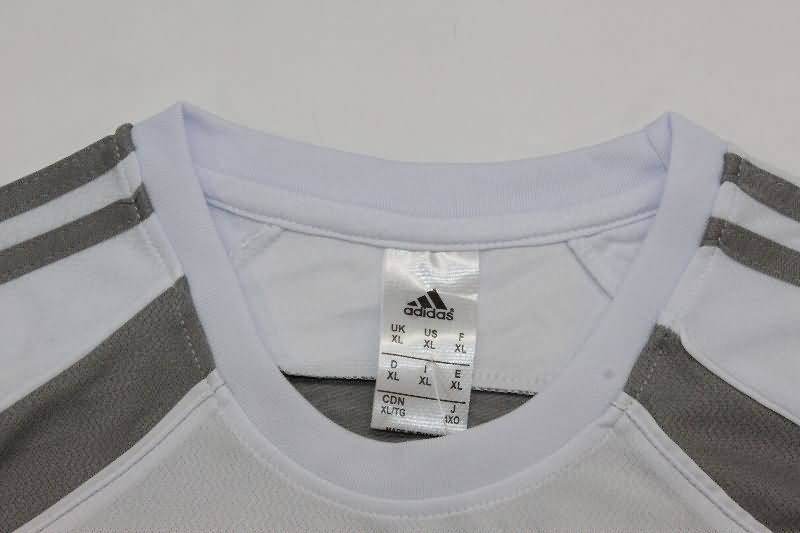 Thailand Quality(AAA) 25/26 Real Madrid Training Soccer Jersey 05