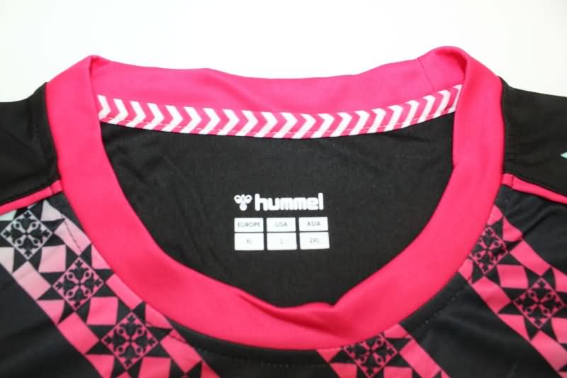 Thailand Quality(AAA) 25/26 Sunderland Goalkeeper Black Soccer Jersey