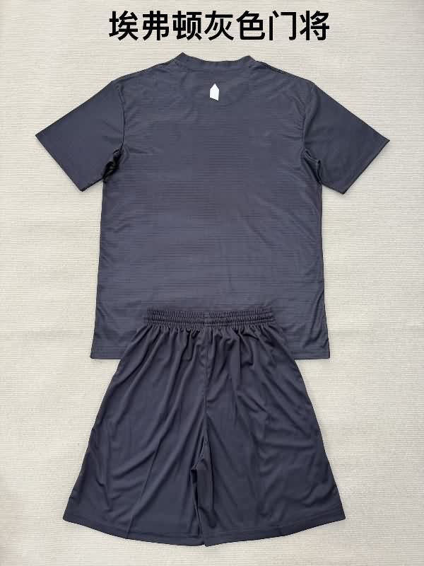 25/26 Everton Goalkeeper Dark Grey Kids Soccer Jersey And Shorts