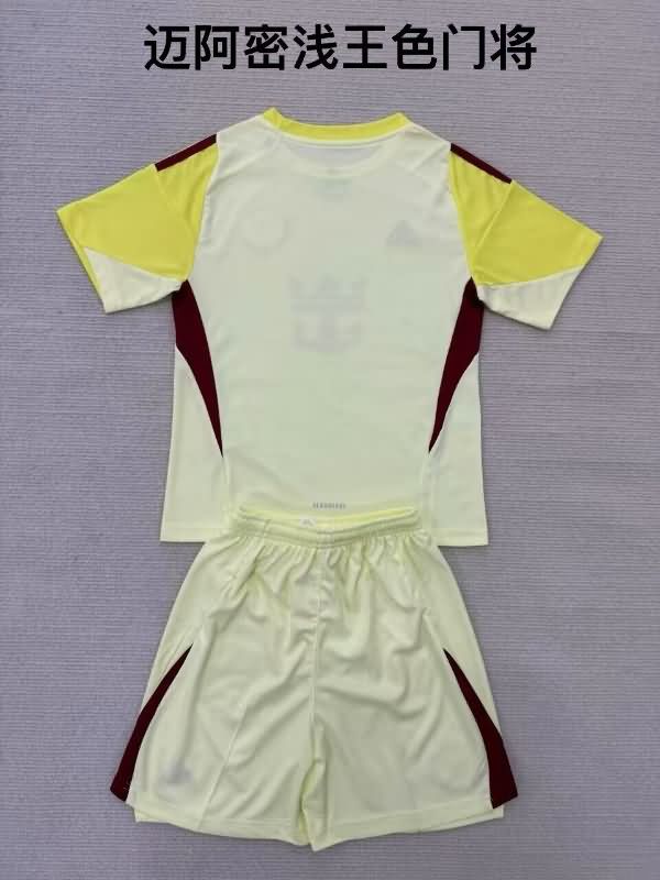 2025 Inter Miami Goalkeeper Yellow Kids Soccer Jersey And Shorts